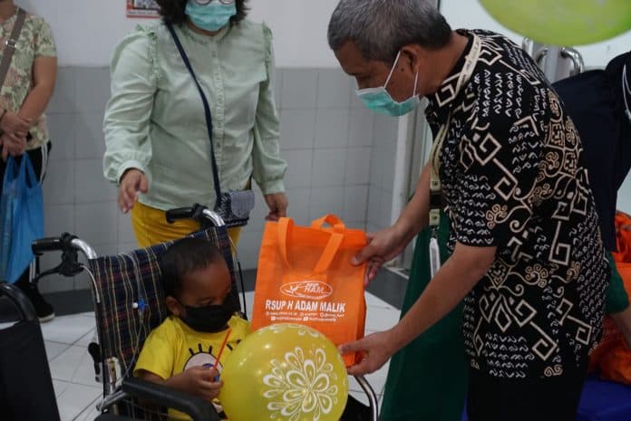 hari_kanker_anak_sedunia_rsup_ham_medan_lakukan_penyuluhan_kesehatan