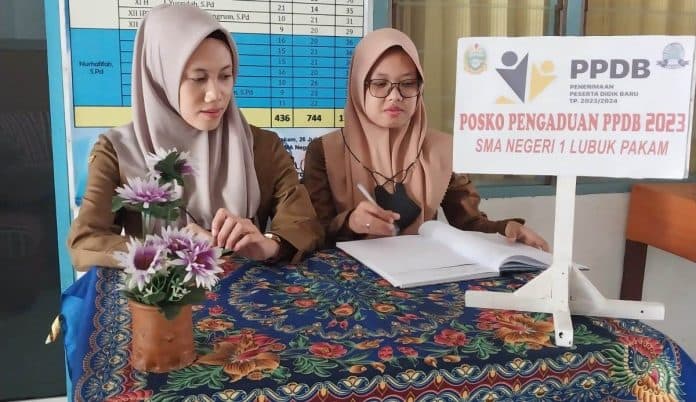 hari_ketiga_ppdb_online_di_smansmk_deli_serdang_berjalan_lancar