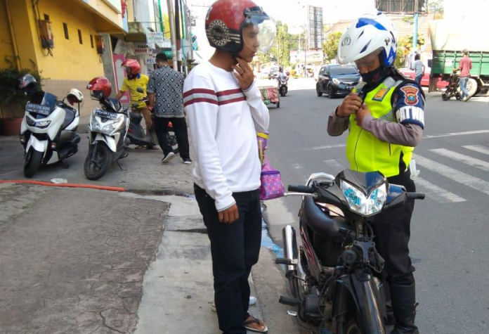 hari_pertama_ops_zebra_2020_di_siantar_25_pengendara_ditilang