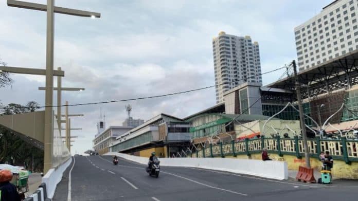 hari_pertama_tahun_2025_lalu_lintas_di_pusat_kota_medan_lengang