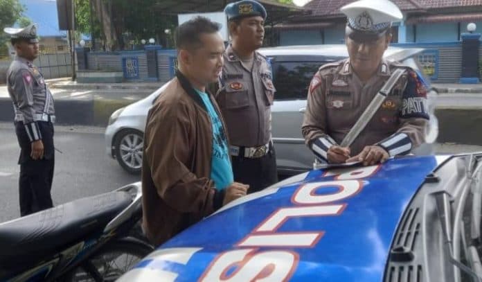hari_terakhir_ops_patuh_toba_polres_tebing_tinggi_tindak_45_pelanggar_lalu_lintas