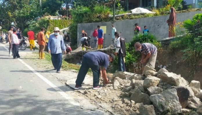 haroan_bolon_digelar_di_nagori_marjandi_kominfo_simalungun_tetap_jalankan_prokes