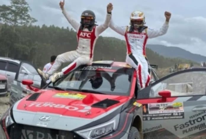 hasil_aprc_asia_rally_cup_2023_sean_gelael_ungguli_ijeck_dan_rahmat