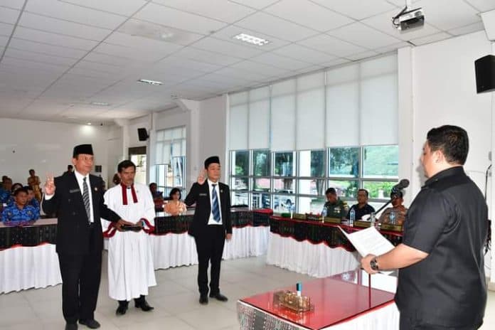 hasil_pelantikan_sempat_batal_kini_marudut_tua_sitinjak_resmi_jadi_sekda_samosir