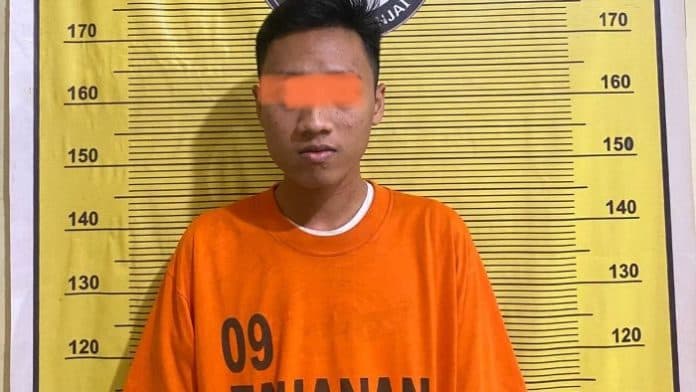 hendak_edarkan_ekstasi_pemuda_ini_diciduk_polres_binjai
