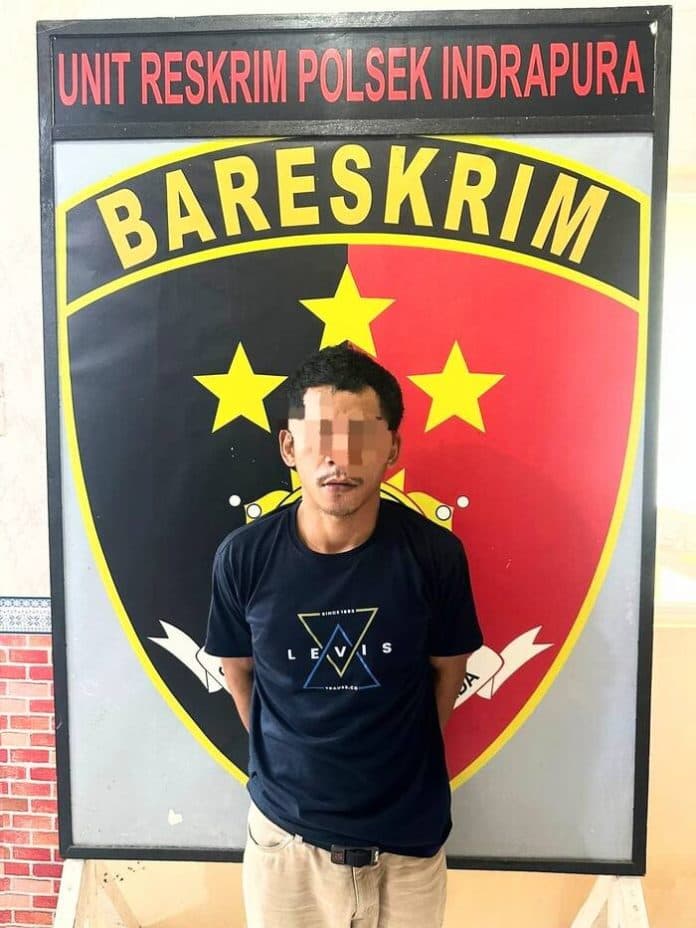 hendak_kabur_dengan_naik_bus_pencuri_kawasaki_klx_tetangga_sendiri_diringkus_polisi