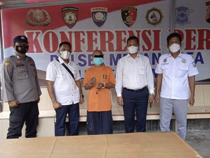 hendak_larikan_yamaha_mio_pemuda_20_tahun_diamankan_warga