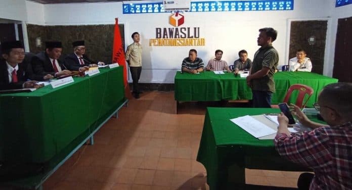 hendra_kiswandi_minta_tambahan_waktu_penyerahan_syarat_dukungan_kpu_siantar_tak_berikan_kesimpulan