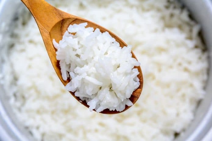 hentikan_segera_jangan_lagi_makan_nasi_sisa_kemarin_bisa_sangat_berbahaya_bagi_anda