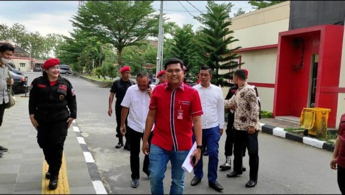 hina_ketum_pdi_perjuangan_akun_tiktok_dilaporkan_ke_polda_sumut