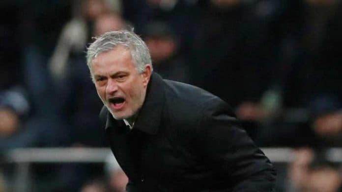 hina_wasit_di_final_liga_europa_2023_mourinho_bakal_dihukum_uefa