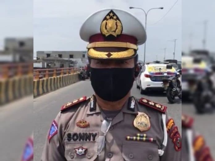 hindari_kemacetan_sekolah_di_pinggir_jalan_disarankan_ubah_jalur_masuk_dan_keluar