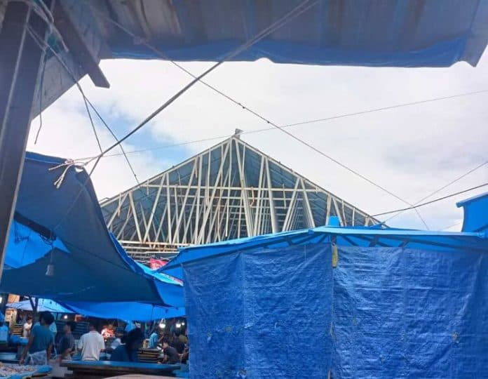 hingga_juli_2024_perbaikan_atap_pasar_ikan_dwikora_mandek