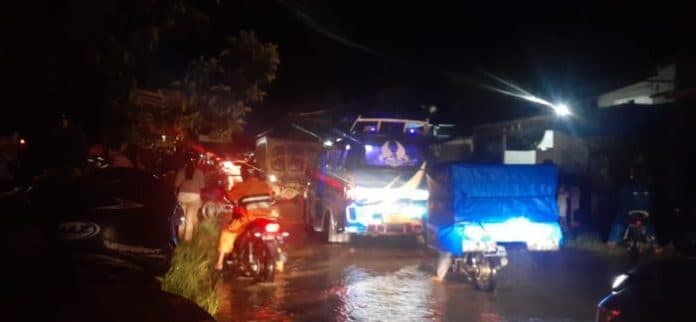 hujan_deras_guyur_simalungun_jalan_jurusan_siantar_tanah_jawa_terendam_banjir
