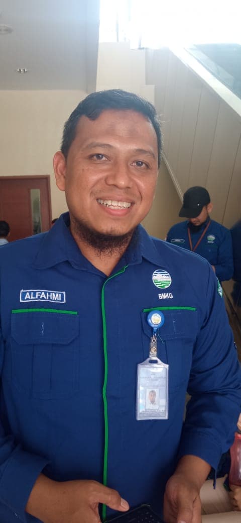 hujan_ringan_diprediksi_turun_saat_final_f1_powerboat_di_balige