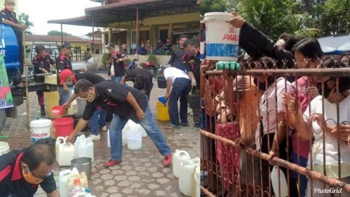 humatob_siantar_utara_bagikan_7_ton_disinfektan_ribuan_warga_berebut