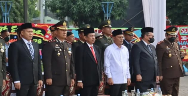 hut_polri_di_tebing_tinggi_50_kg_ganja_dimusnahkan