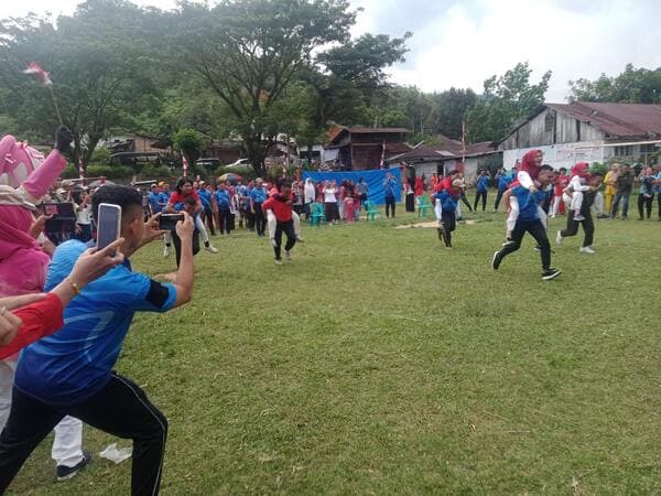 hut_ri_dan_hut_korem_023_ks_dirayakan_bersamaan_satukan_tni_dan_warga