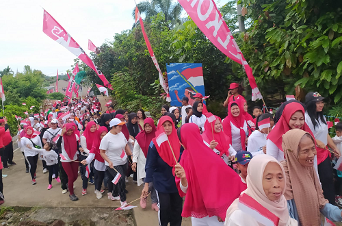 hut_ri_ke_77_ratusan_warga_bah_kapul_siantar_gelar_jalan_santai