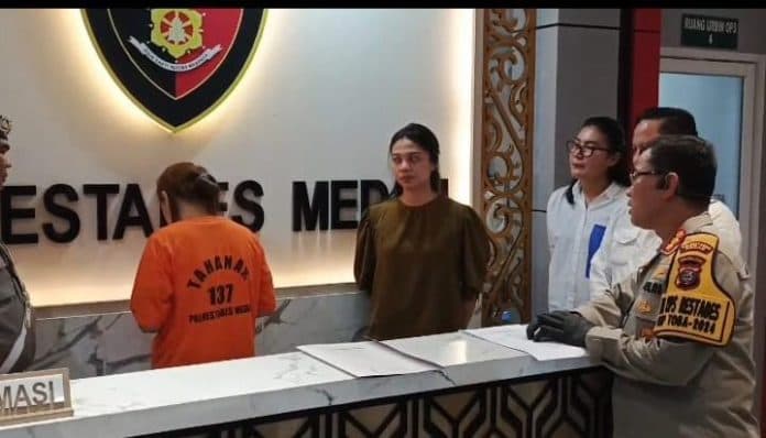 ibu_cantik_diduga_aniaya_anaknya_di_medan_ini_motifnya