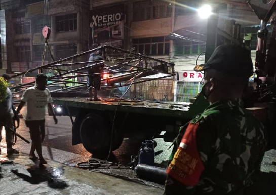 ijinnya_habis_pembongkaran_baliho_di_siantar_akan_berlanjut_ke_tahun_2021