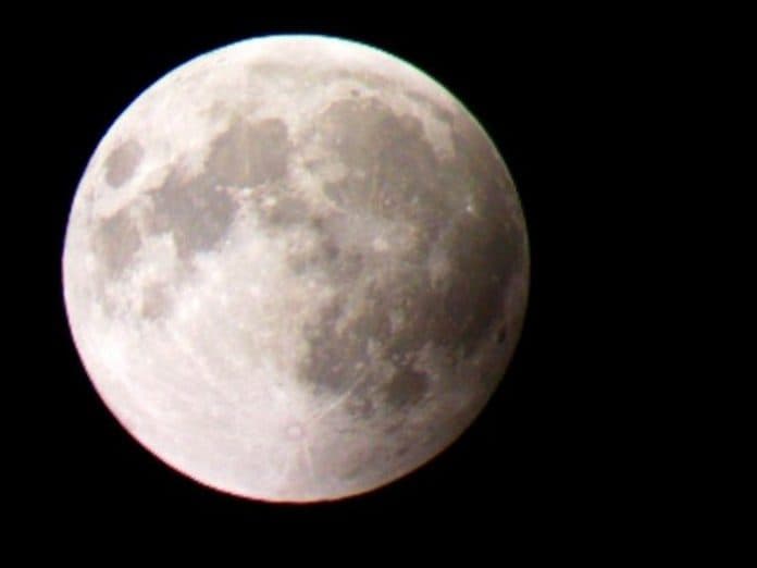 ilmuwan_china_kembangkan_serat_yang_cukup_kuat_bangun_pangkalan_di_bulan