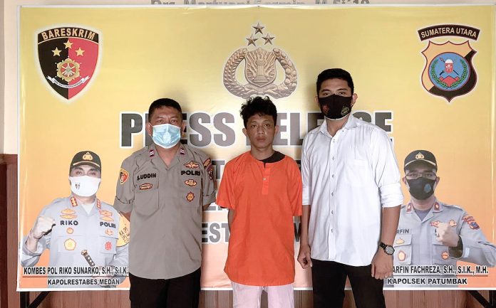 imanuel_warga_jalan_bajak_v_kampung_coklat_ditahan_di_sel_polsek_patumbak