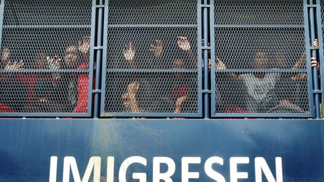 imigrasi_malaysia_berhasil_menyelamatkan_10_wni_dari_eksploitasi
