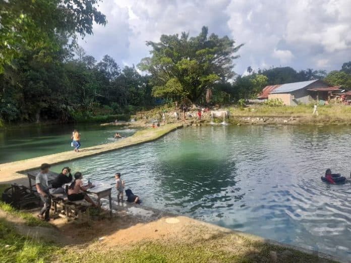 indah_nan_elok_wisata_pemandian_alam_yang_tersembunyi_di_kota_pematangsiantar