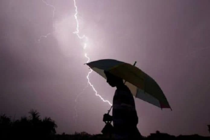 india_mencatat_2000_orang_tewas_disambar_petir_tiap_tahun