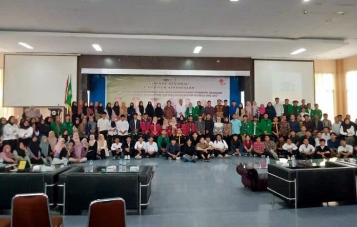 indonesia_emas_2045_hmj_hukum_uinsu_gelar_simposium_kebangsaan