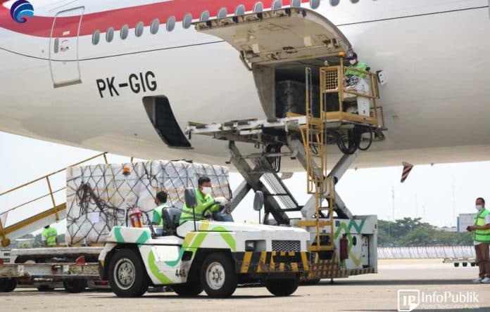 indonesia_terima_setengah_juta_dosis_vaksin_covid_19_dari_uni_emirat_arab