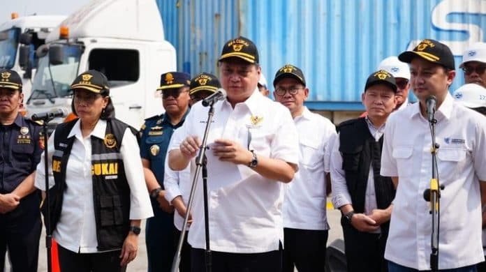 industri_tekstil_ri_tidak_baik_baik_saja_ini_kata_airlangga