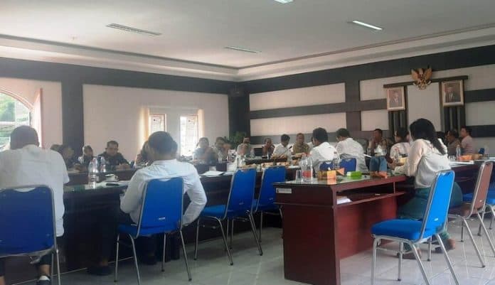 informasi_paket_a_b_dan_c_kadisdik_simalungun_bisa_ditanyakan_ke_pangulu
