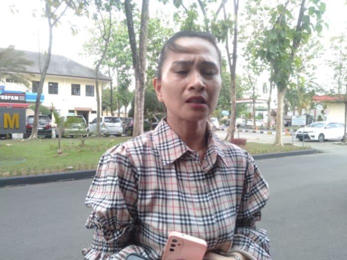 ingin_mempertahankan_rumah_tangganya_jadi_alasan_wanita_ini_rela_dianiaya_suaminya_oknum_polisi