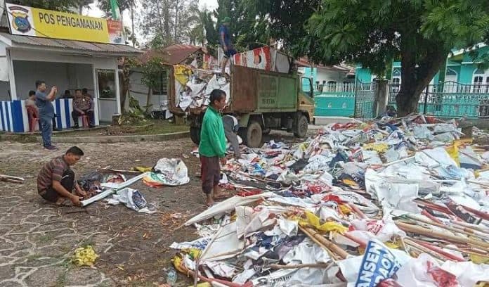 ini_alasan_sampah_apk_pemilu_2024_di_siantar_dikirim_ke_tpa