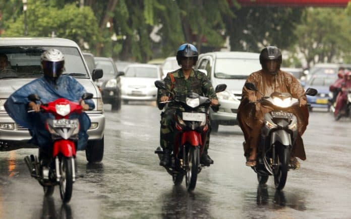 ini_cara_perawatan_sepeda_motor_saat_musim_hujan