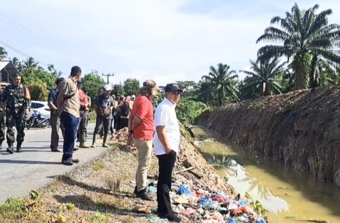 ini_penyebab_bupati_minta_kebun_tiu_pindahkan_parit_pembatas