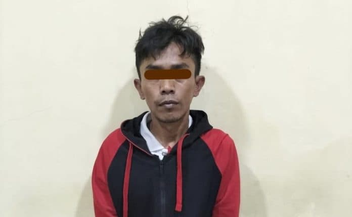 ini_tampang_pelaku_pembakaran_rumah_istrinya_di_delitua