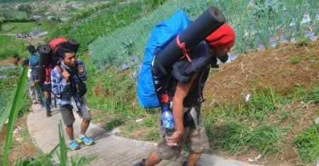 ini_tingkat_kesulitan_hiking_dan_jenis_bekal_makanan_yang_tepat