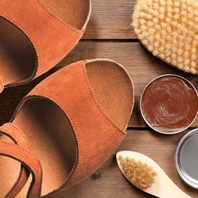 ini_tips_merawat_sepatu_anda_sesuai_dengan_bahannya