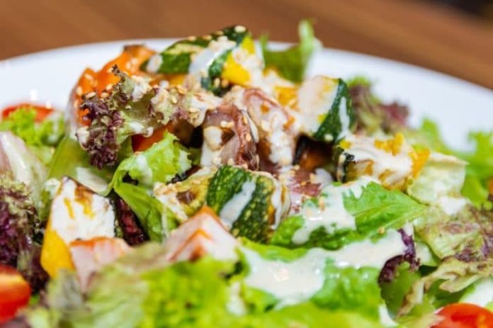 ini_tips_turunkan_rasa_lapar_hingga_lesu_selama_puasa_ramadhan