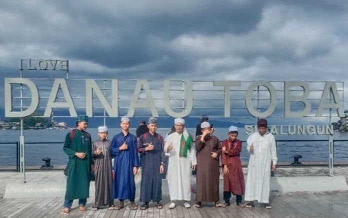 ini_tujuan_pondok_tahfidz_asbabul_rahmah_rihlah_ke_danau_toba