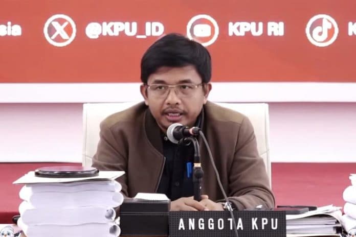 insiden_kotak_suara_dibakar_di_jambi_kpu_pastikan_pemungutan_suara_ulang