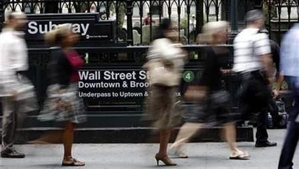investor_coba_balikkan_posisi_wall_street_dibuka_menguat