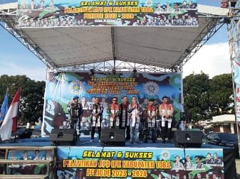 ipk_toba_dilantik_bupati_mari_dukung_pariwisata_danau_toba