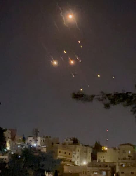 iran_vs_israel_saling_serang_ekonom_bilang_begini