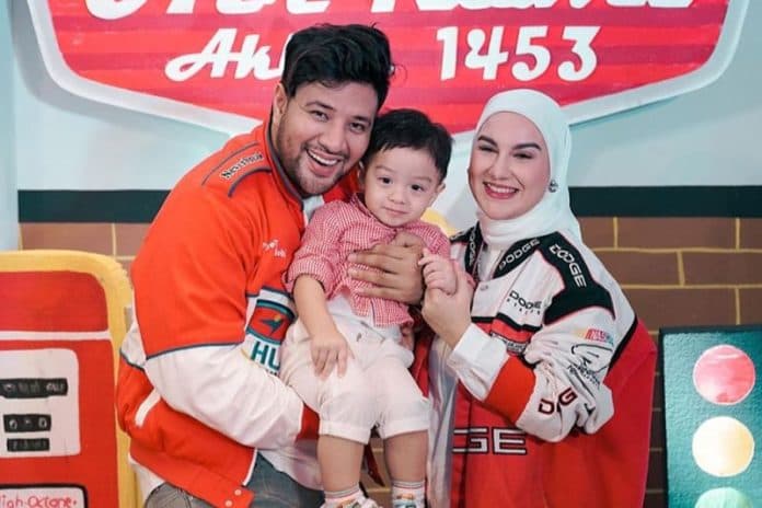 irish_bella_sekolahkan_anak_di_usia_2_tahun