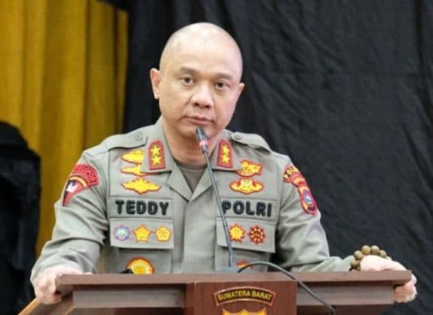 irjen_teddy_minahasa_dinilai_layak_dapat_hukuman_paling_berat