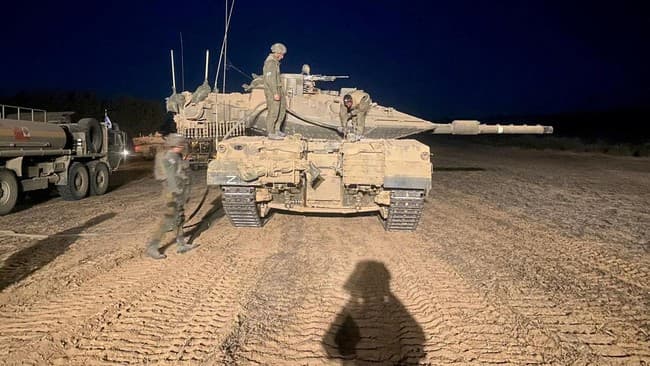 israel_gempur_area_rs_indonesia_di_gaza_tank_tempur_kian_mendekat